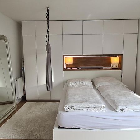 Privatzimmer An Der Messe Hannover Esterno foto